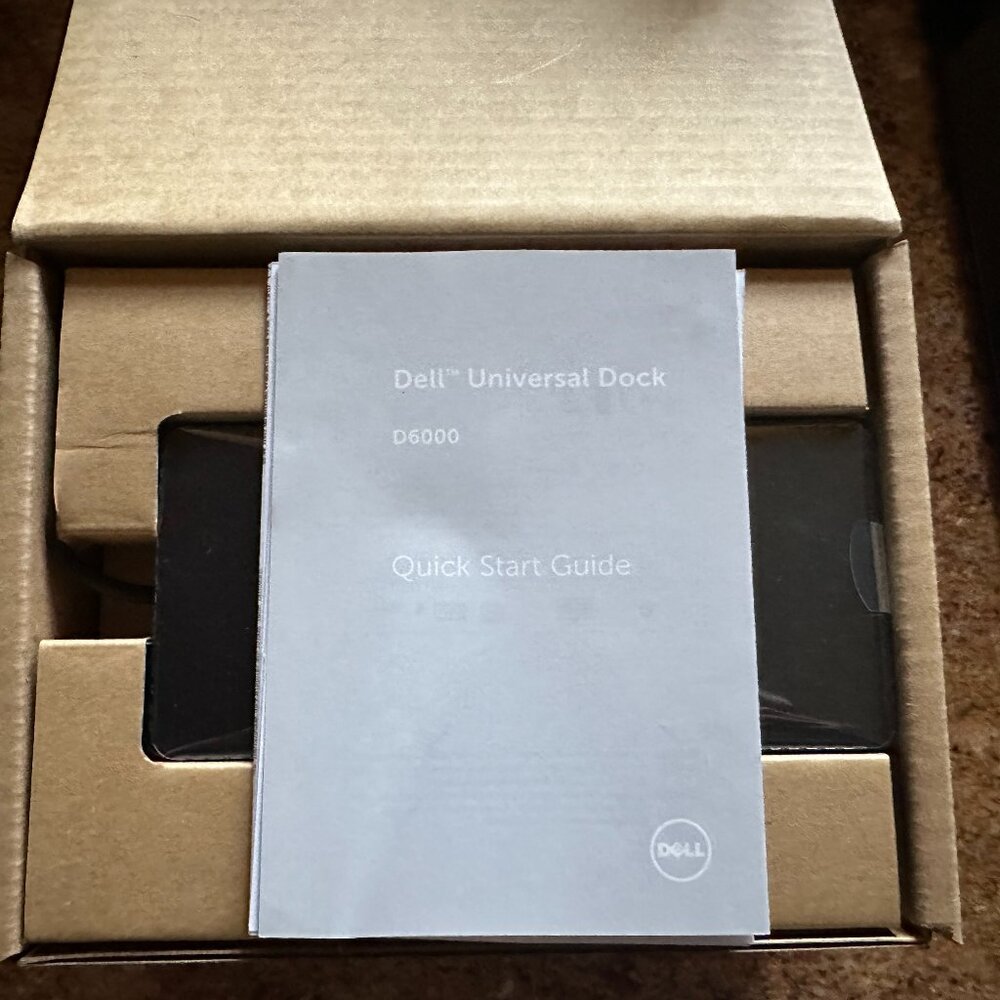 Dell 6000 Universal Docking Station and Adapter Charger NWT NIB